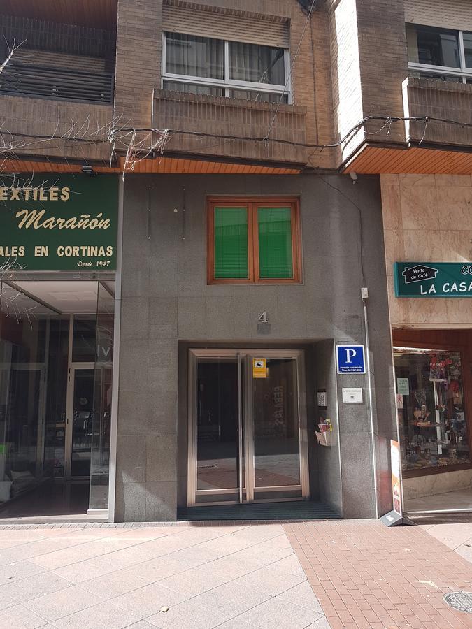 Pension El Espolon لوغرونيو المظهر الخارجي الصورة